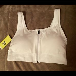 NWT all in motion sports bra